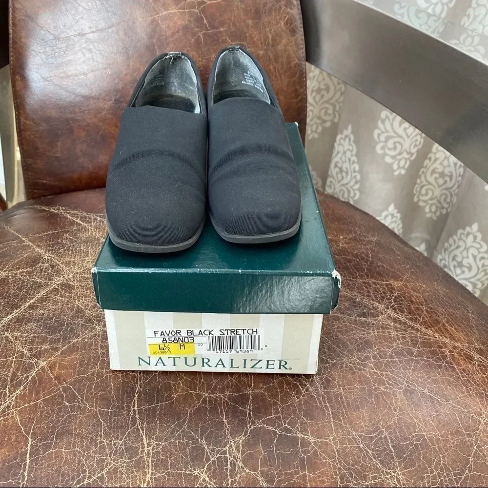NATURALIZER black stretchy textile upper shoes 6.5